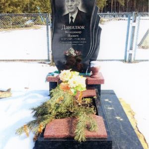 Одинарний пам’ятник: №104